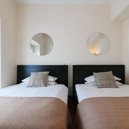 Lux Penthouse Palestro * Milan